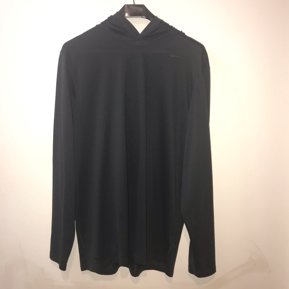 Nike Dri-Fit Long sleeve w/hood